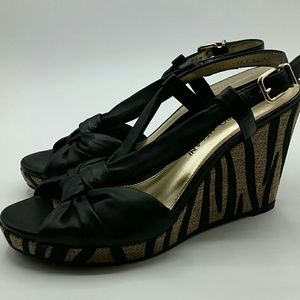 Antonio Melani wedge heels shoes